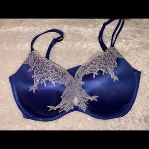 Victoria’s Secret satin blue & white lace bra 34DD